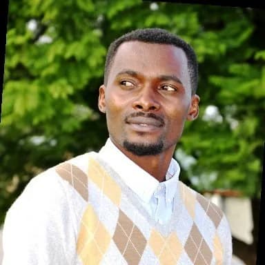 Official portrait of the BaBra Founder and CEO